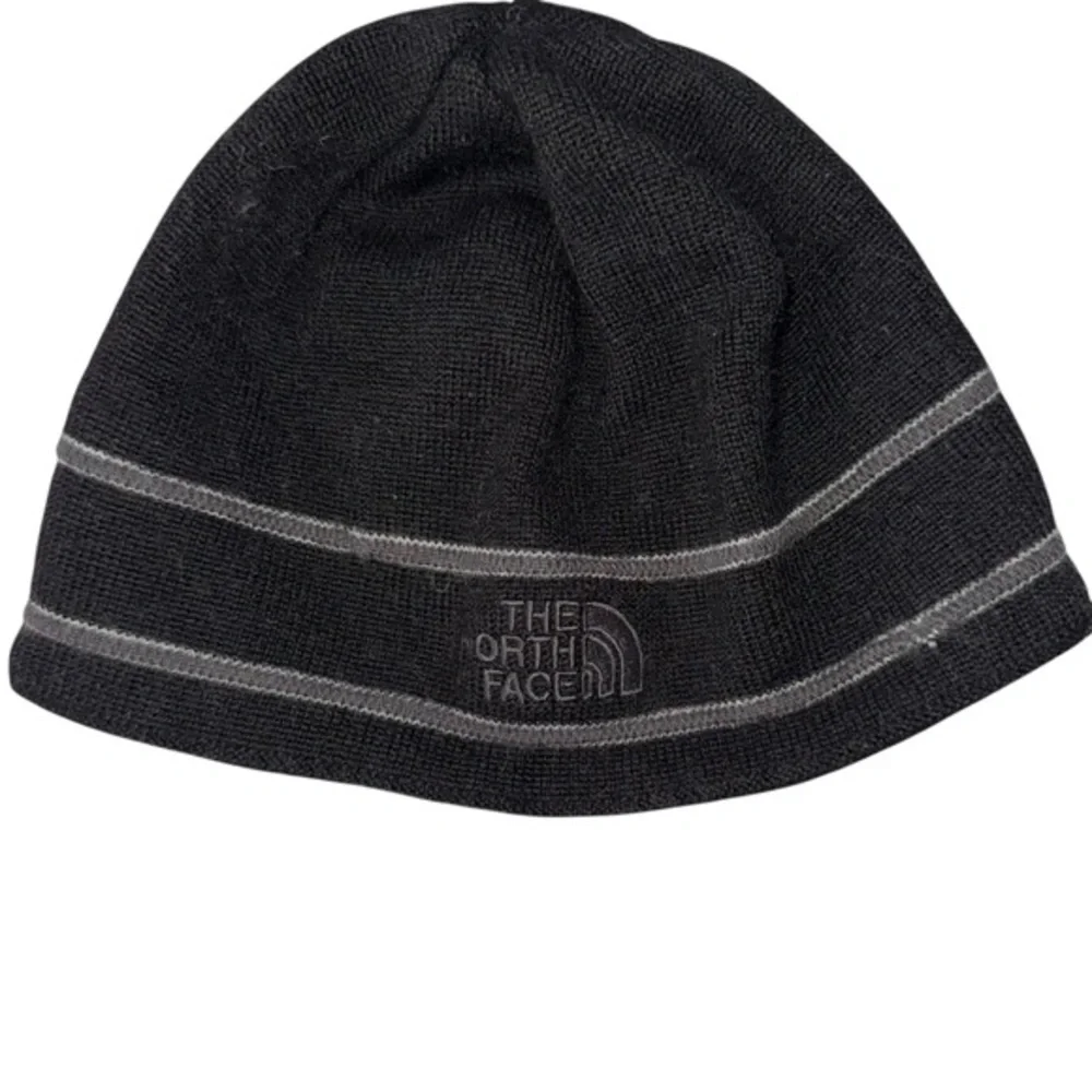 The North Face‎ Black Knit Beanie with Gray Stripes merino blend